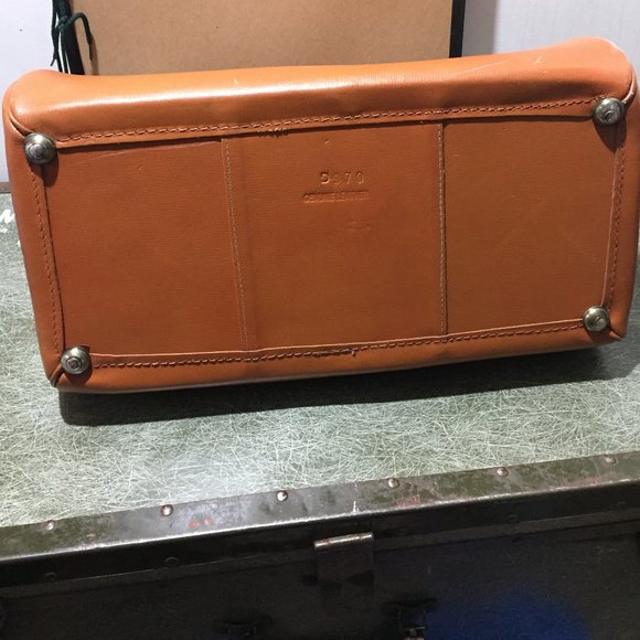 VINTAGE CHENEY ENGLAND LEATHER BAGS - Picture 10 of 15